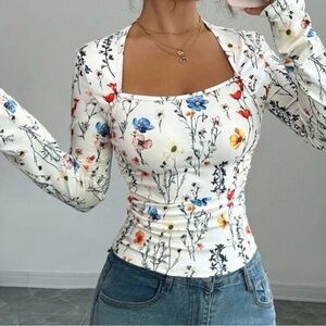 SHEIN White Floral Square Neck Blouse